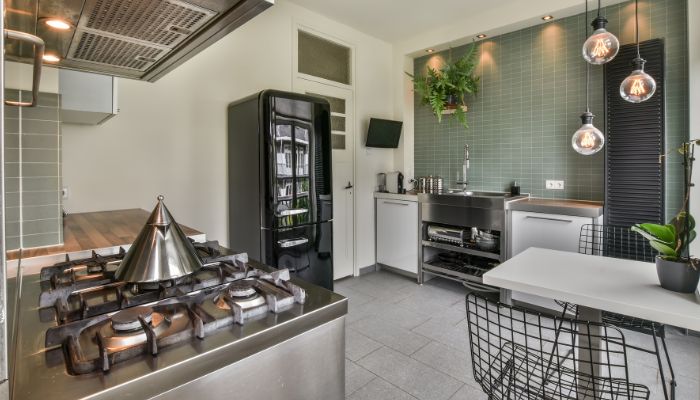 Beko, Leisure, Flavel and Blomberg Gas Cookers, Gas Hobs and Range Cookers