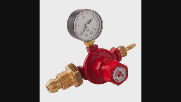 Video showcasing the red Cavagna propane regulator with gauge, demonstrating its adjustable 0.5 - 2 bar pressure range, included 6.3 mm nozzle, and its use in controlling gas flow for appliances.